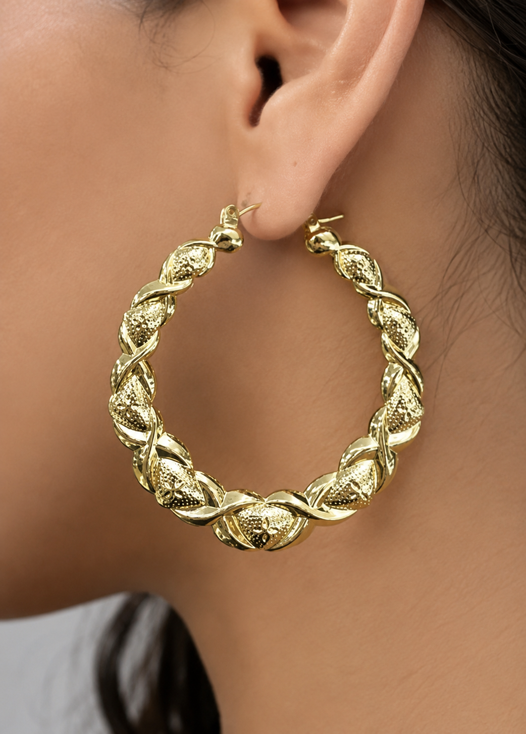 XOXO Earrings