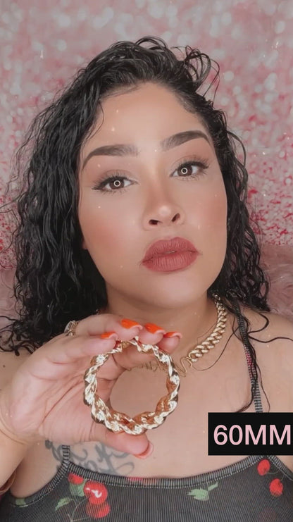 Glamorous Twist Earrings