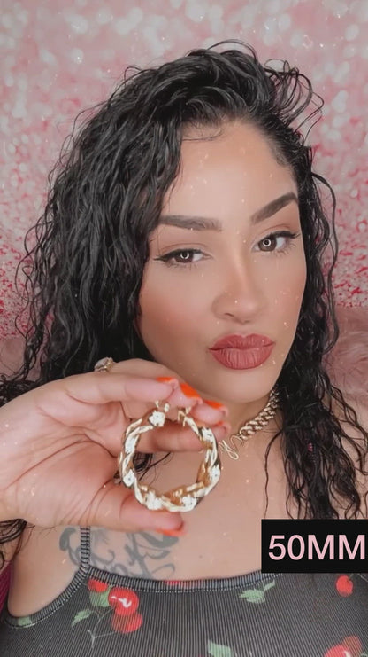 Glamorous Twist Earrings