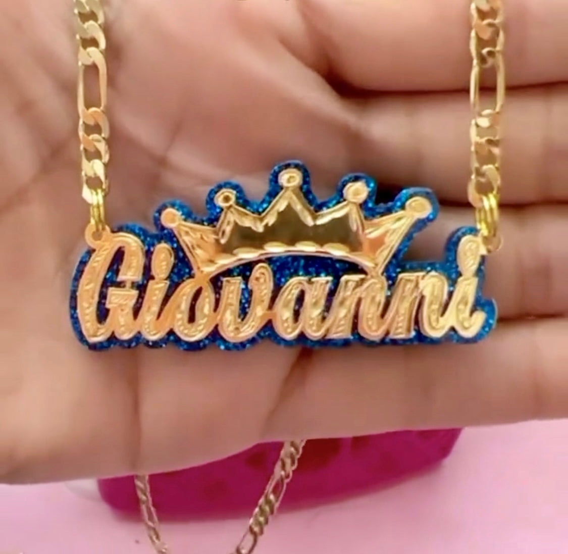 KING CROWN NECKLACE